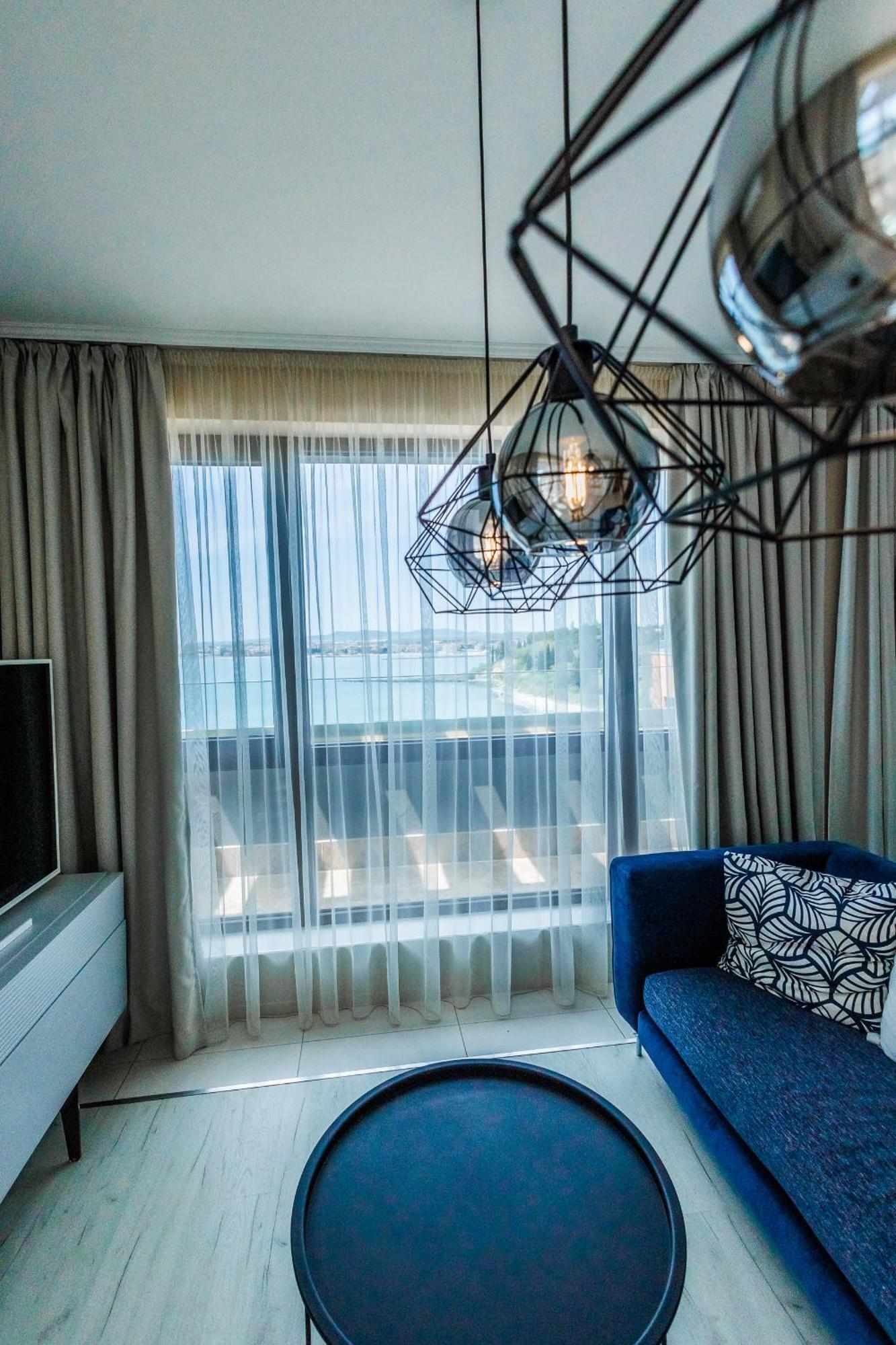 St. Panteleimon Beach Hotel เนเซบาร์ ภายนอก รูปภาพ