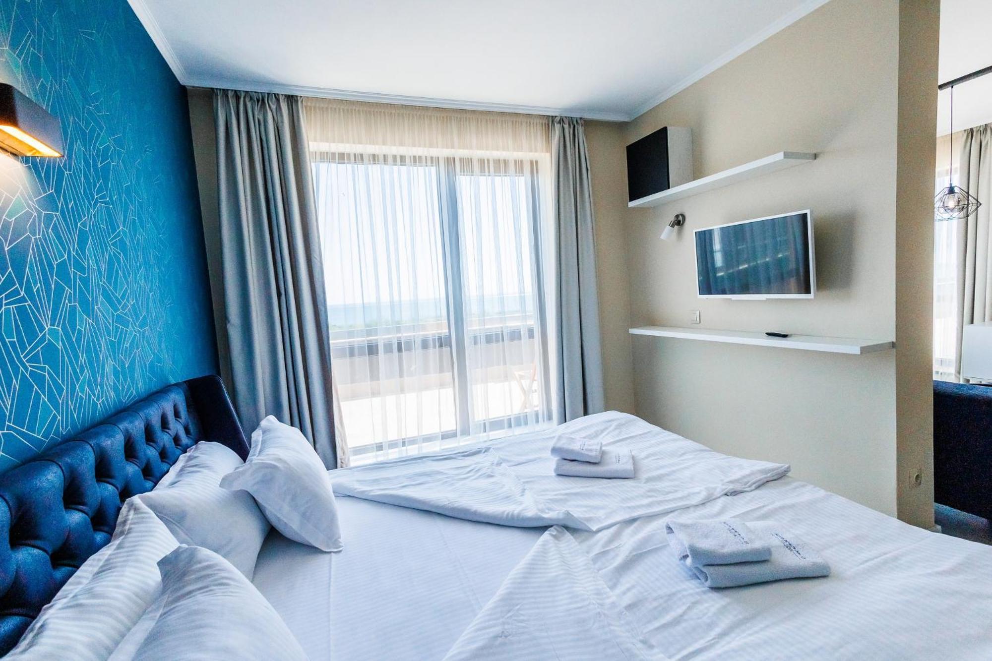 St. Panteleimon Beach Hotel เนเซบาร์ ภายนอก รูปภาพ