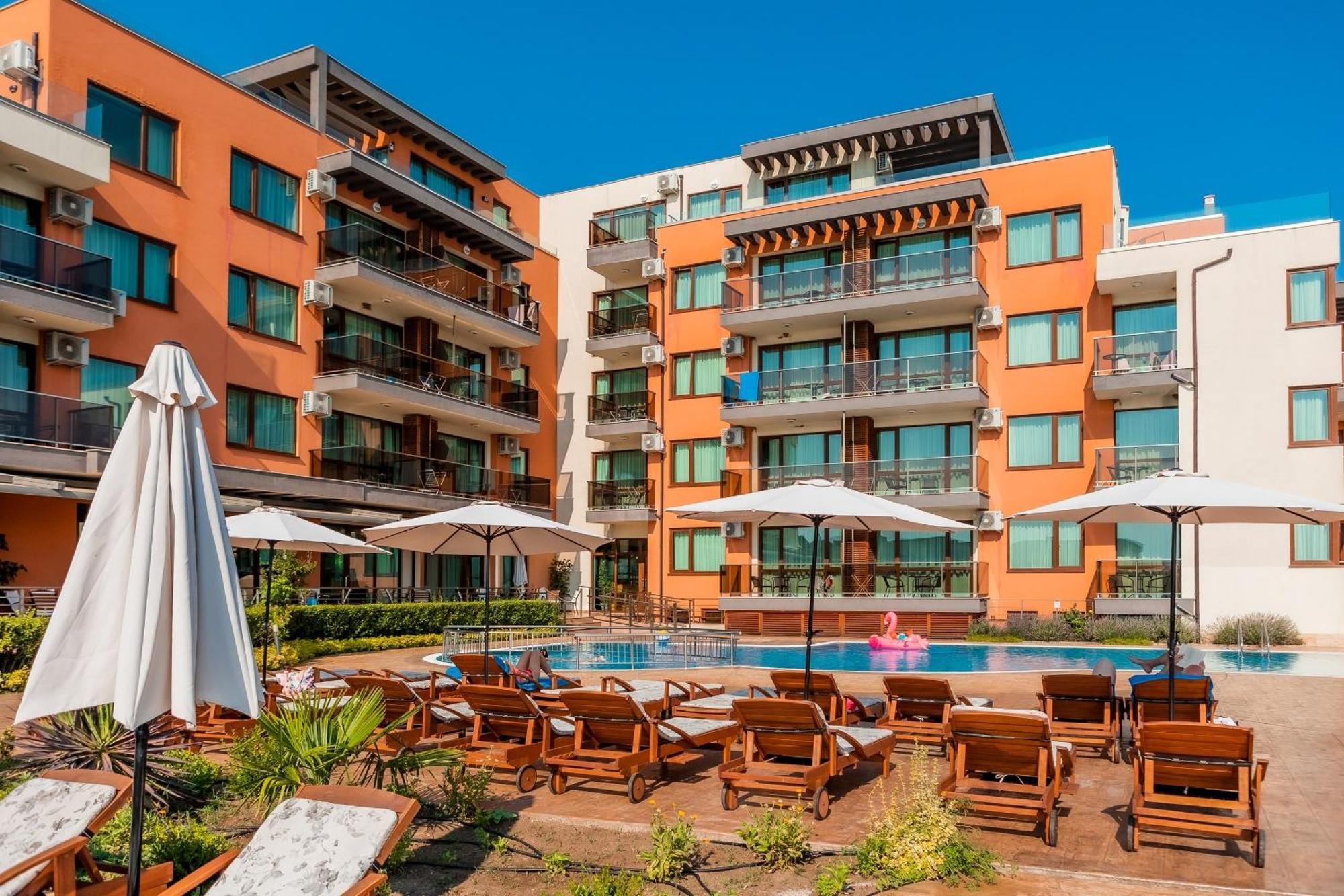 St. Panteleimon Beach Hotel เนเซบาร์ ภายนอก รูปภาพ