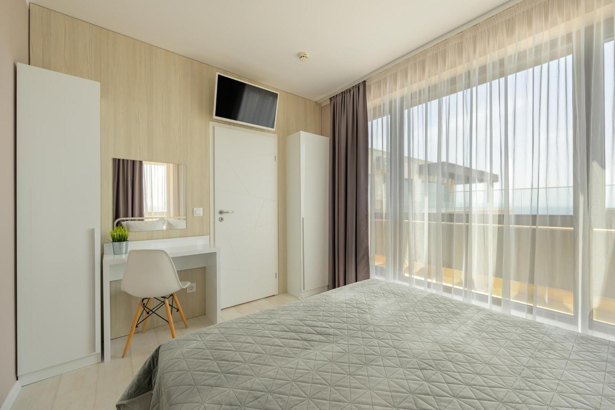 St. Panteleimon Beach Hotel เนเซบาร์ ภายนอก รูปภาพ